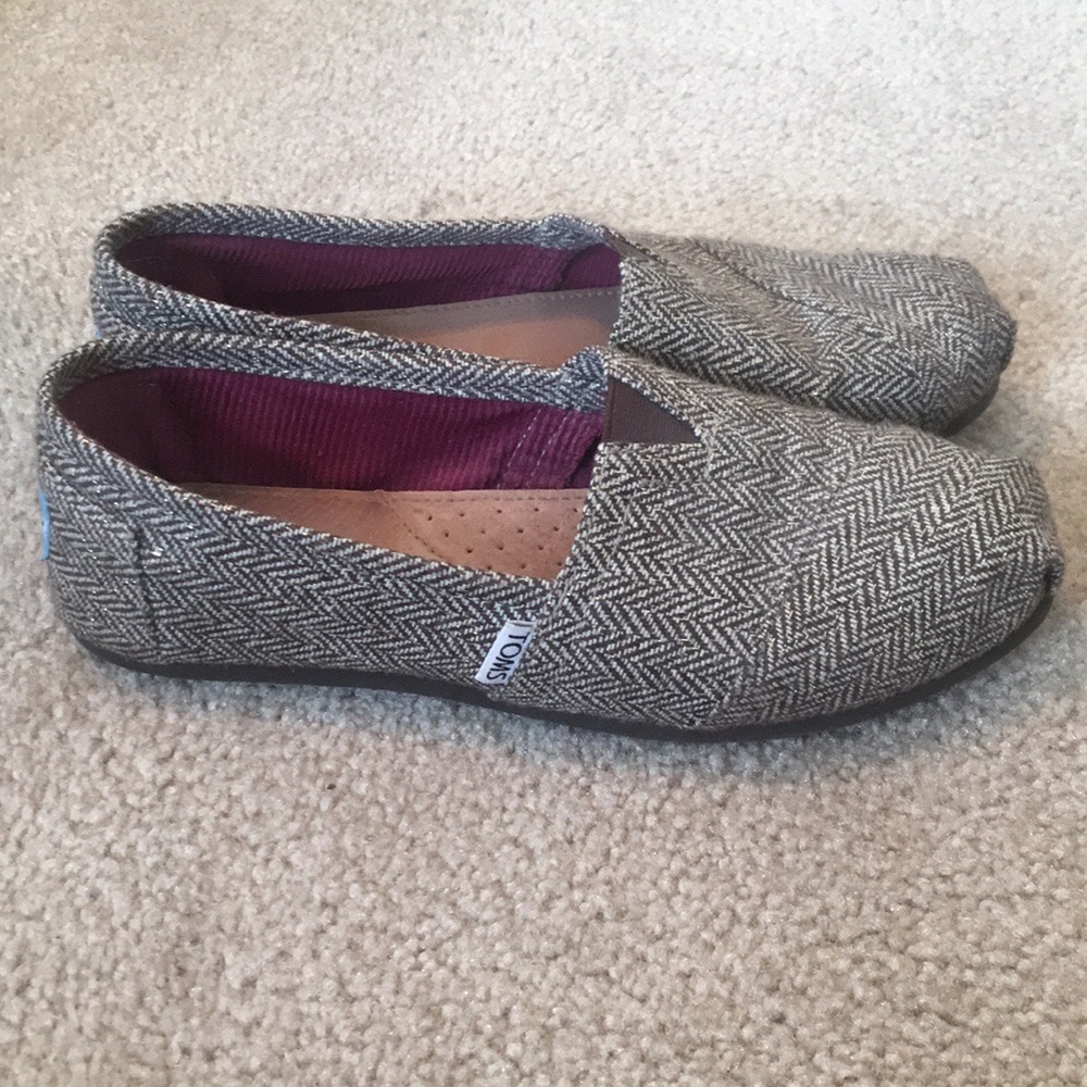 Brown and Tan Toms